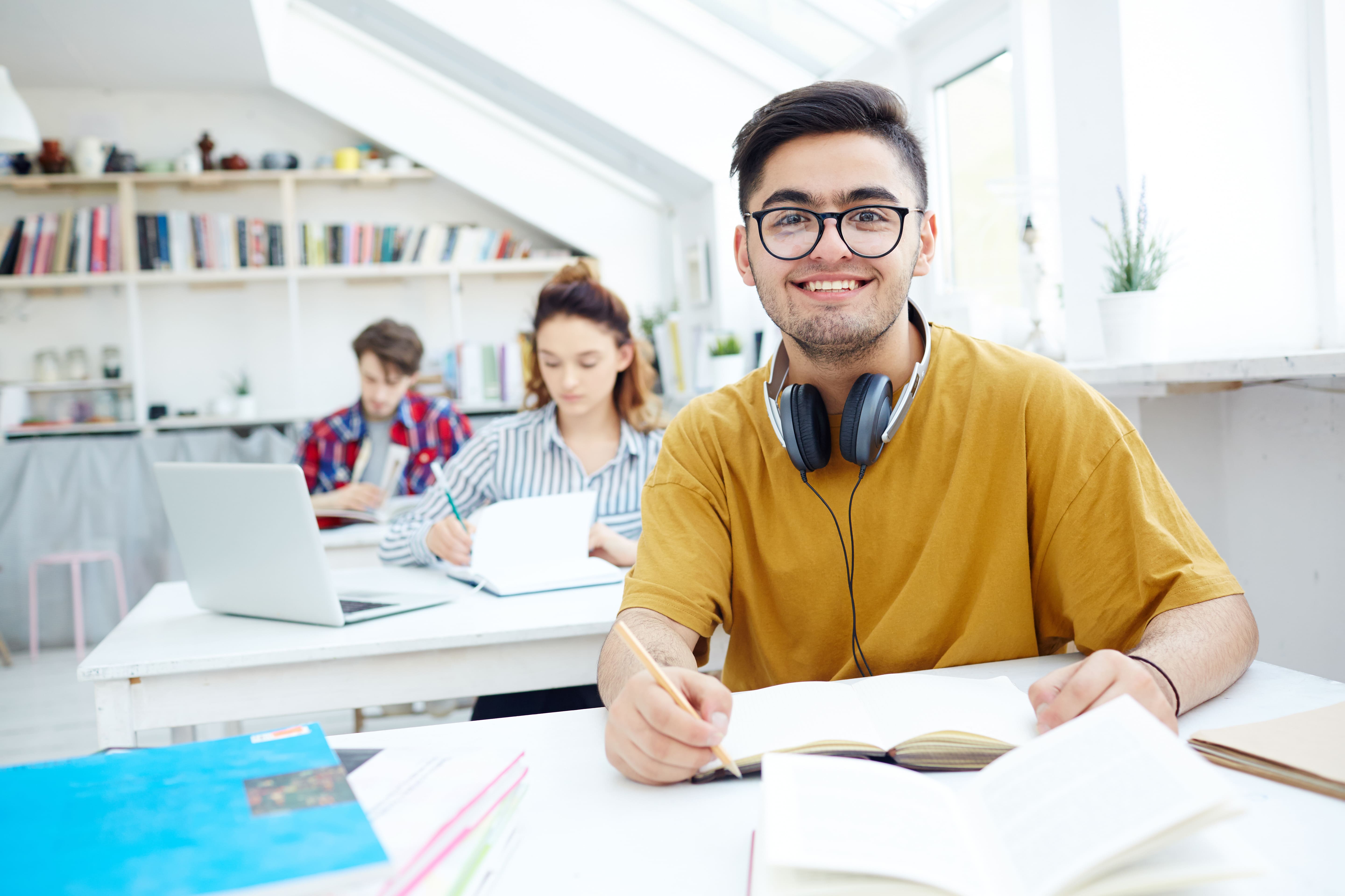 Why Choose Career Master 4U for PTE Coaching?